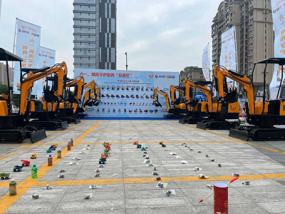 Grupa Shandong Hightop wprowadziła innowacje i zintegrowała działania, aby stworzyć „inną” wystawę koparek, a interaktywne graffiti dla rodziców i dzieci wywołało eksplozję na Morzu Egejskim